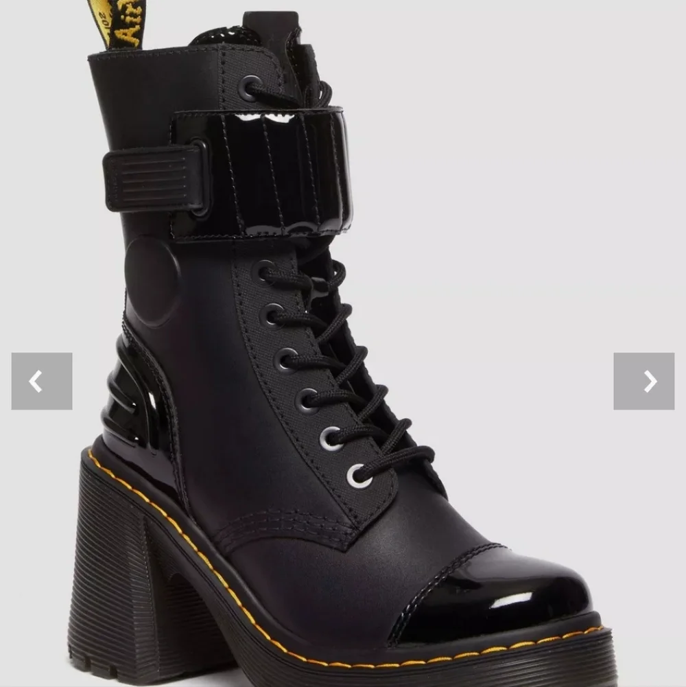 Dr. Martens black Gaya 10i Chunky Heel boots Size US 6. - Picture 4 of 8